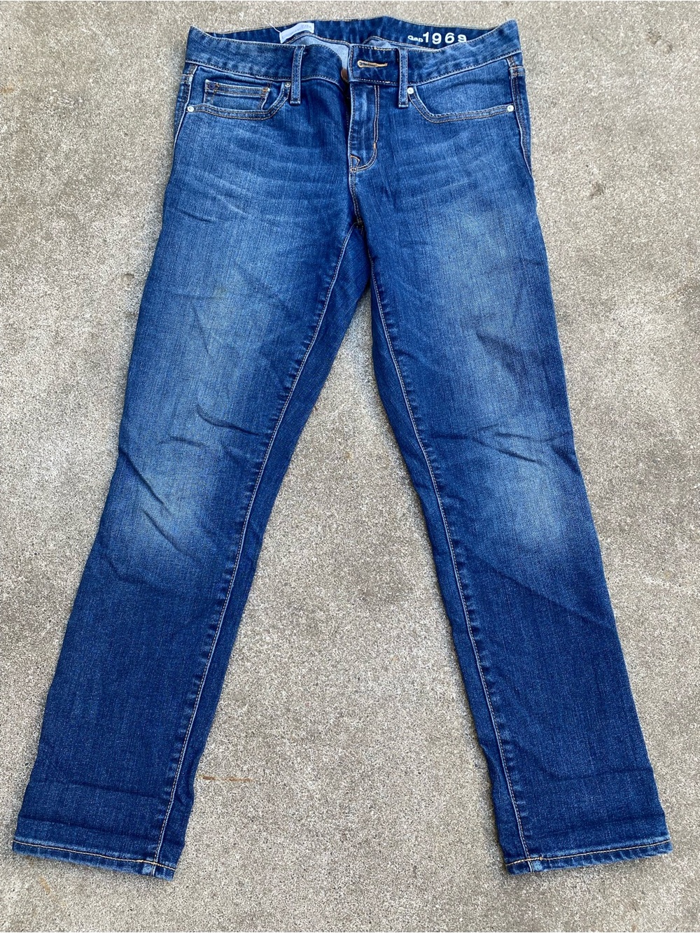 GAP 1969 Premium Denim Women's Slim Straight Jeans Medium Wash Size 28 (6) Y2K